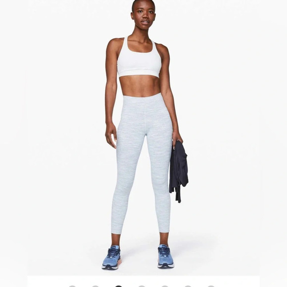 Lululemon Train Times Pant 25"
Wee Are From Space Sheer Blue Chambray - Picture 1 of 8